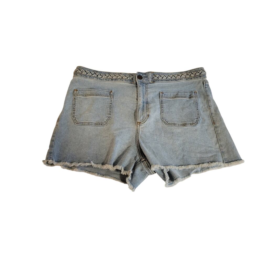 LC Lauren Conrad – High Rise Cut-Off Shorts